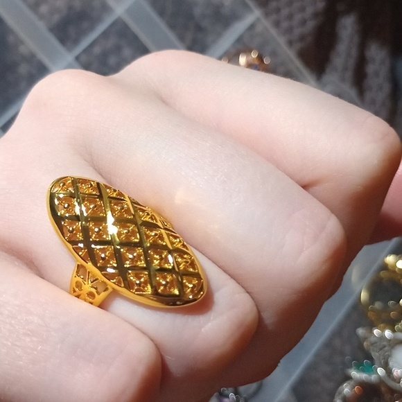 ♥️ 5 / $20 Elegant Gold Women's Ring Size Filgree Style 💛 - Picture 3 of 6